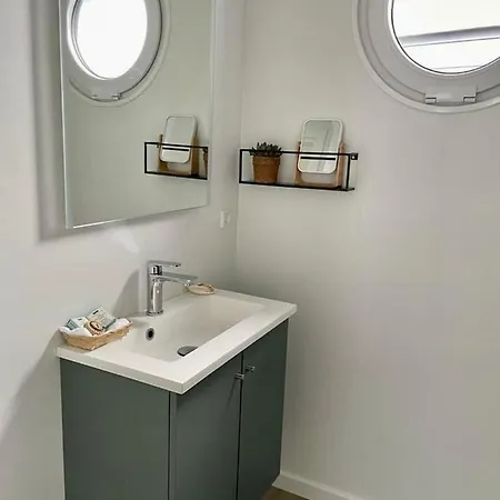 Aurora - Stern Hausboot *